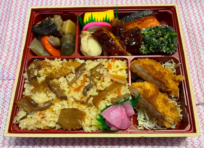 さとやま弁当（松茸ご飯）